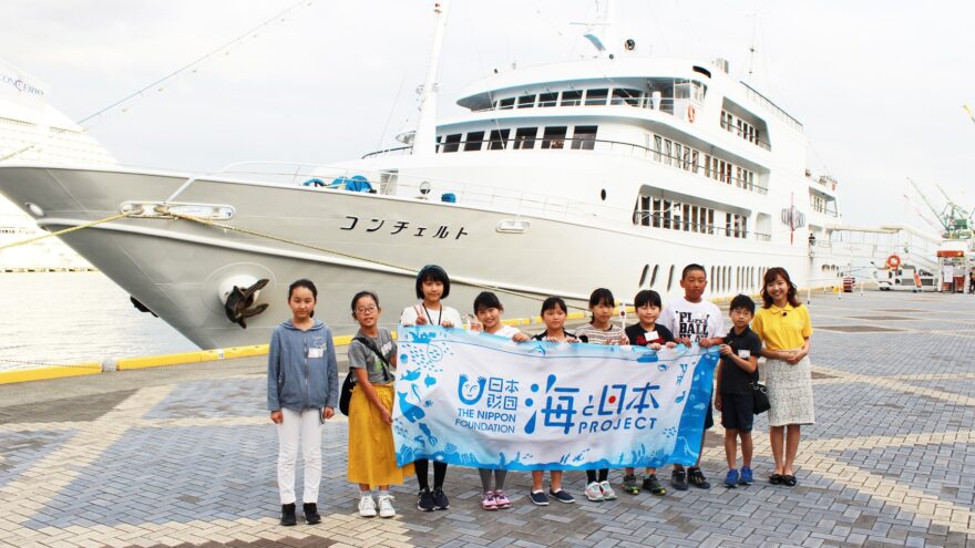 【海のお仕事図鑑】神戸の海をクルーズする客船コンチェルトで接客クルー体験